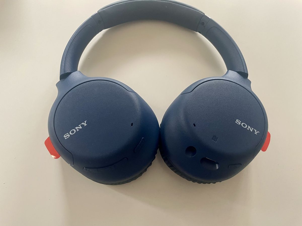 Sony Cuffie: SONY - Bluetooth Kopfhörer (Over-ear, Blau) – Nuovo (secondo la descrizione) da Rütihof venduto da JulieH85 2