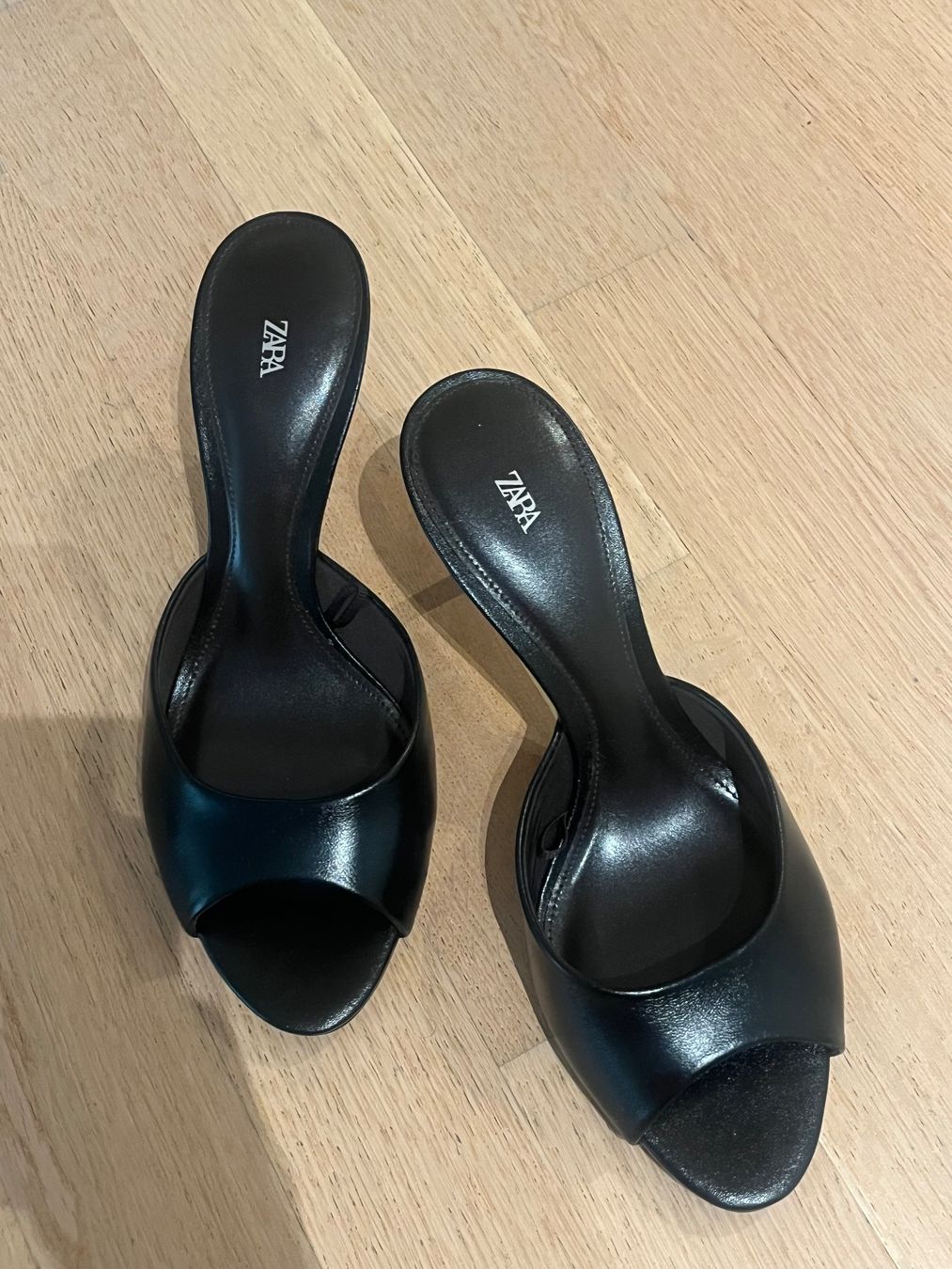 Zara Chaussures femmes: Zara Pumps – D'occasion à Zollikon par Vivien_6