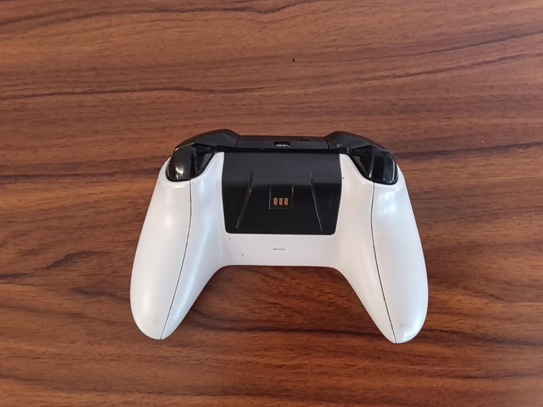 Microsoft Controller: Manette XBOXEONE à accu – Gebraucht aus Aigle von Dadavd 1