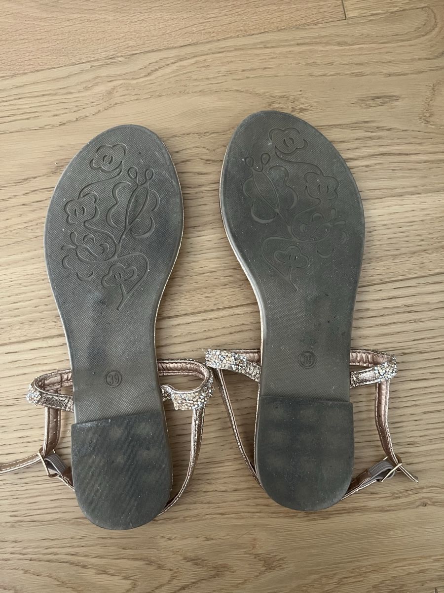 Scarpe da donna: Sandalen Grösse 39 – Usato da Emmen venduto da lor_dk57 1