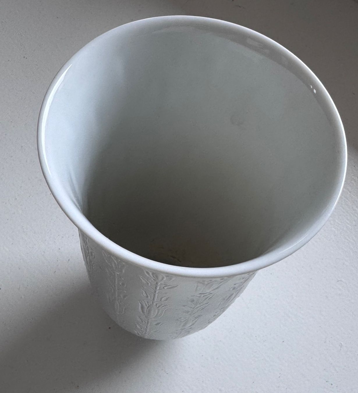 Rosenthal Vasen & Gefässe: Vase Rosenthal porcelaine blanc Studio-Line – Gebraucht aus Longirod von HappyGolightly 1