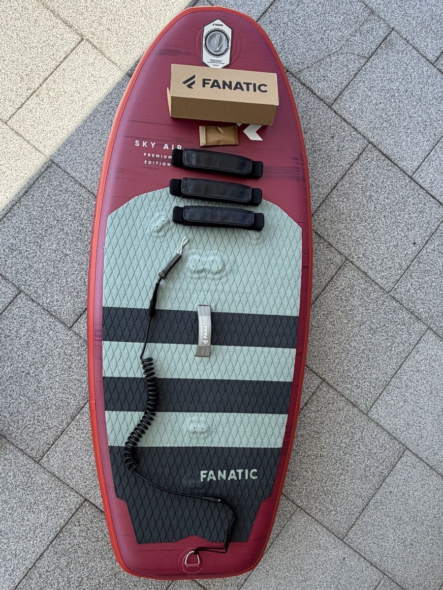 Tavole da surf e di nuoto: Fanatic Wingfoilboard SkyAir 150l – Usato da Wolfhausen venduto da Purzler