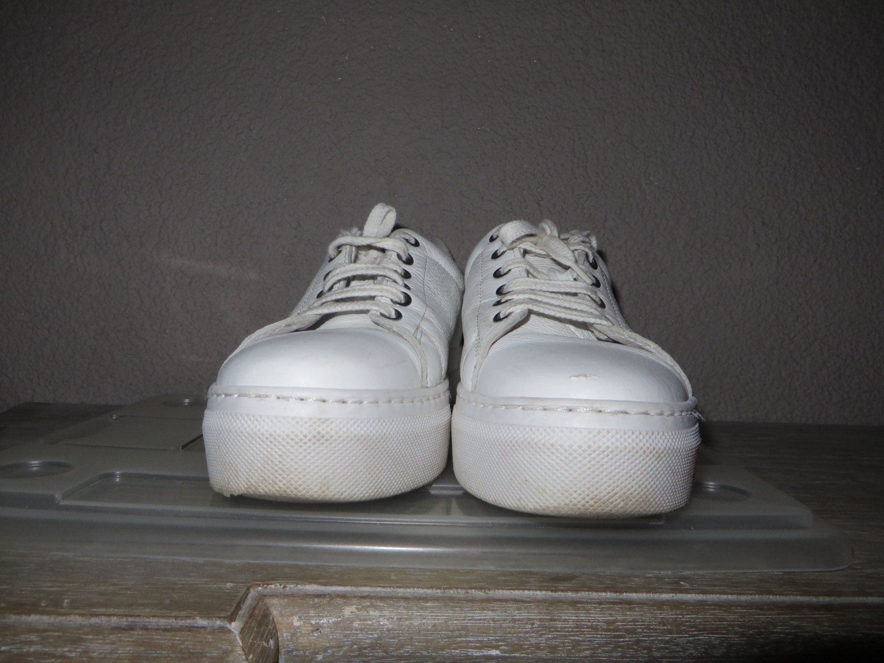 Scarpe da donna: Leder Sneaker weiss, Gr. 38 – Usato da Ebmatingen venduto da Paradisee 2