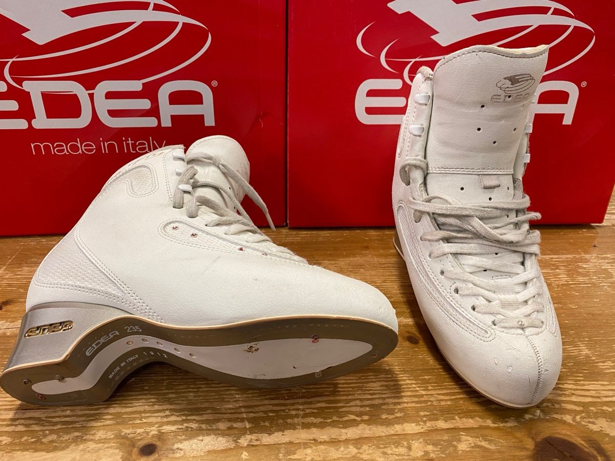 Edea Pattini da ghiaccio: Edea Eiskunstlaufschhuhe Ice Fly Gr. 235C – Usato da Steffisburg venduto da nikita009