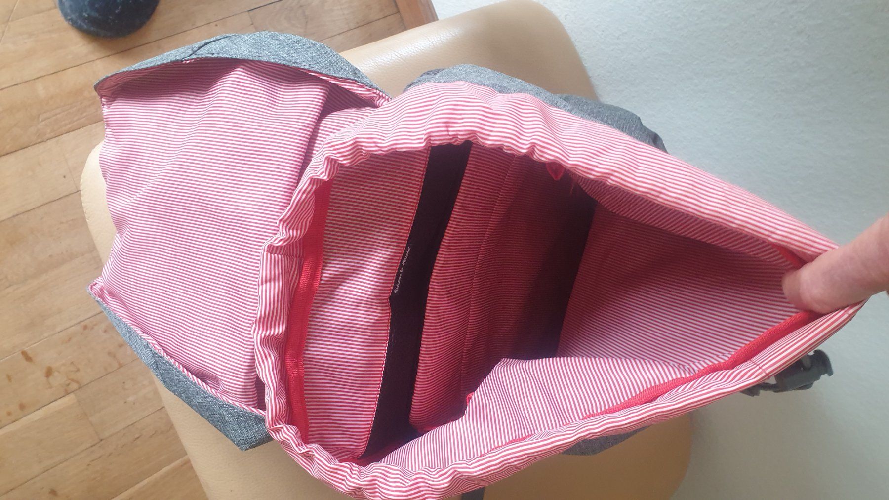 Herschel Zaini: HERSCHEL Rucksack, neuwertig – Nuovo (secondo la descrizione) da Zürich venduto da mba_7zzf 3