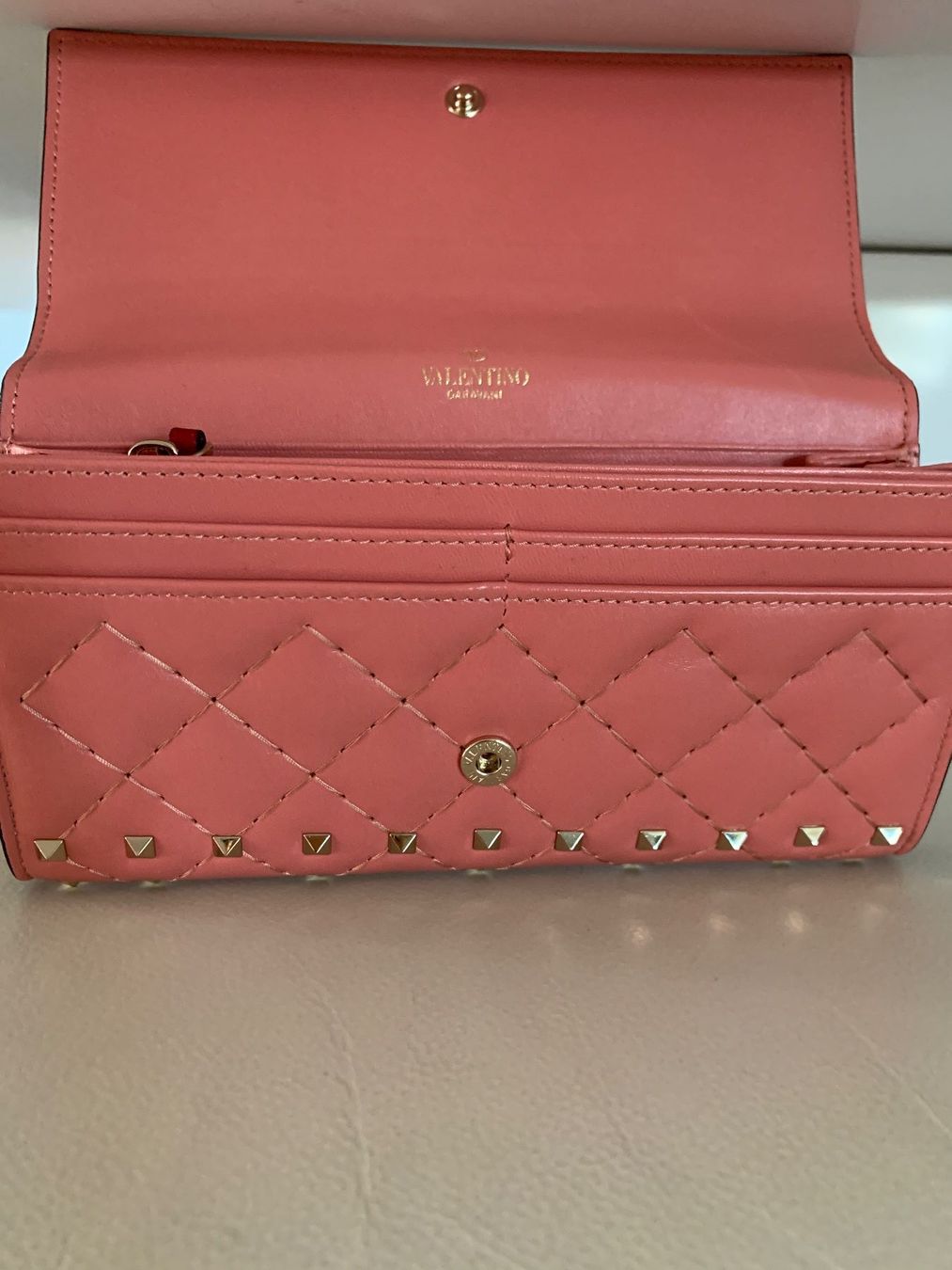 Valentino Portamonete: VALENTINO GARAVANI portefeuille Rockstud Spike – Nuovo (secondo la descrizione) da Morges venduto da Imade1 7
