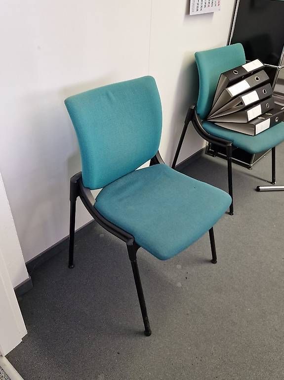 Girsberger Chaises: Bürostühle mit Armlehnen – D'occasion à Altendorf par covfefe-ware 2