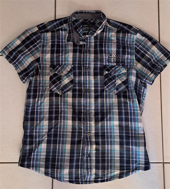 Camicie, T-shirt & Polo: Hemden kurzarm 5er Pack Gr. M – Usato da Küssnacht am Rigi venduto da AutoVilla 3