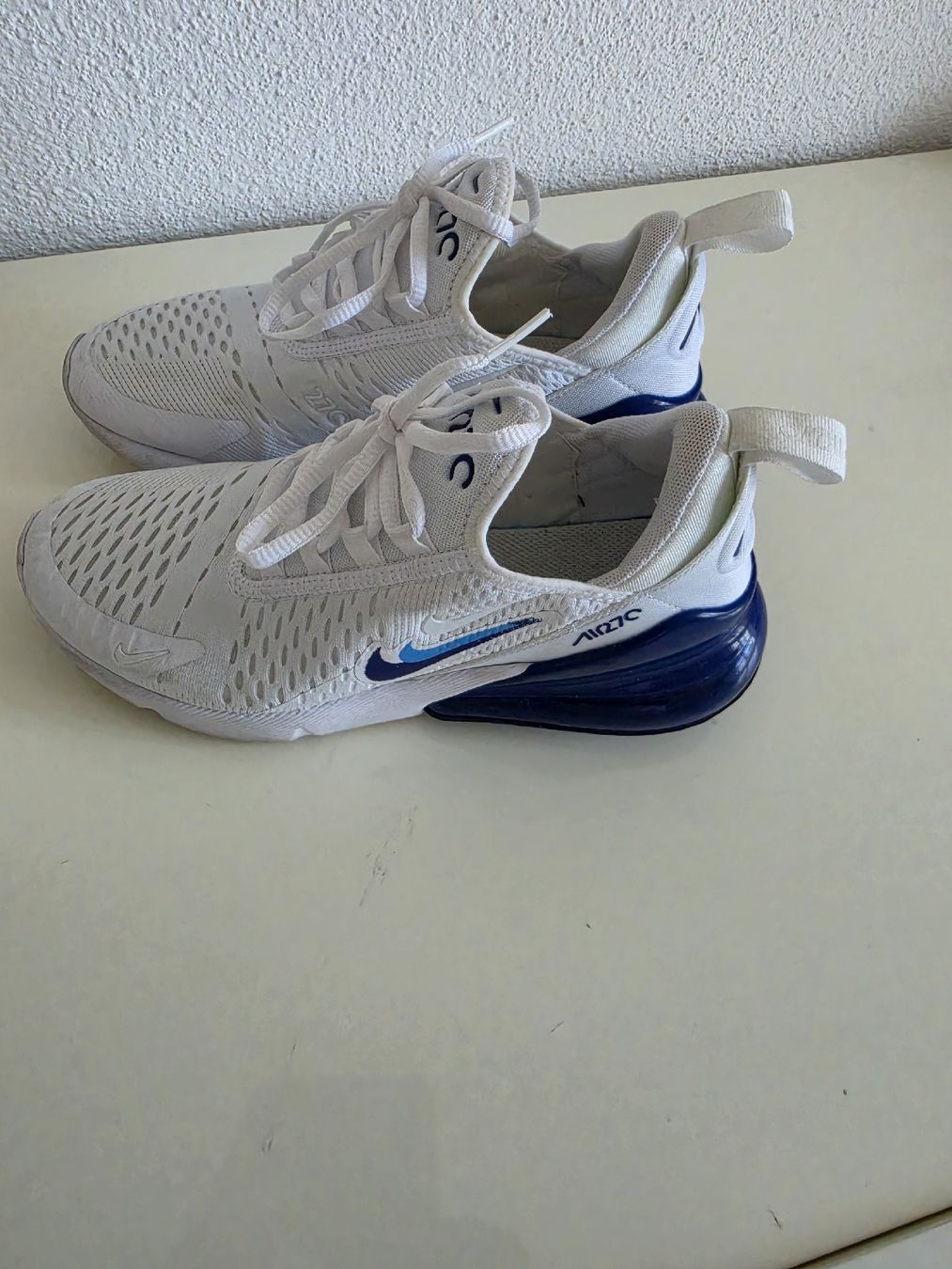 Scarpe da donna: NIKE 37,5 – Usato da Strengelbach venduto da romanna