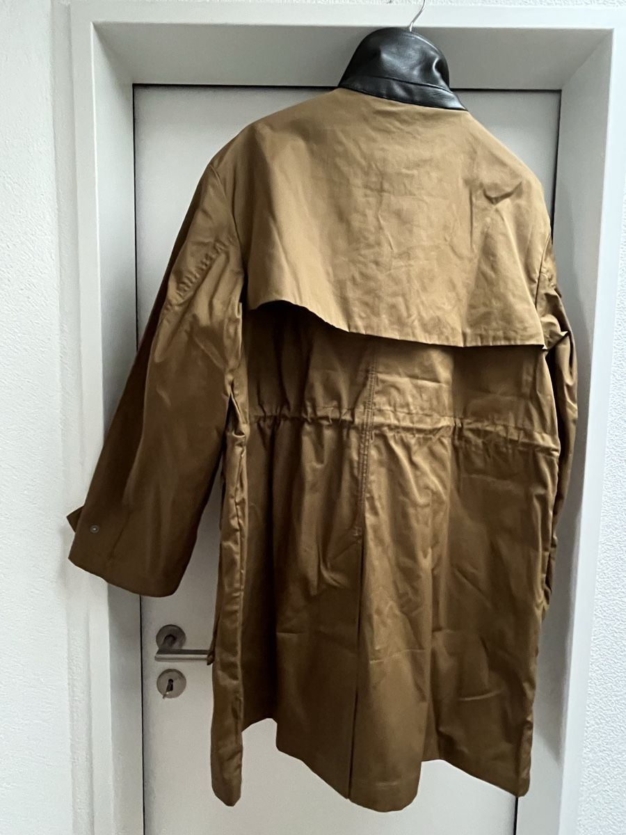 H&M Cappotti: Regenparka – Usato da Jona venduto da Nipponsun 2