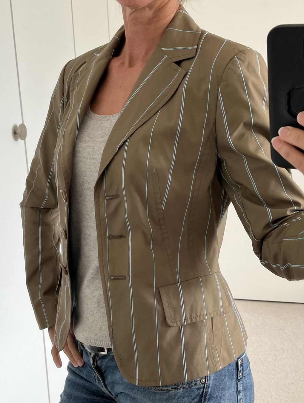 Giacche: Marc Aurel Blazer Jacke, hellblau gestreift, Gr. 36 – Usato da Affoltern am Albis venduto da Blackrhythm 2