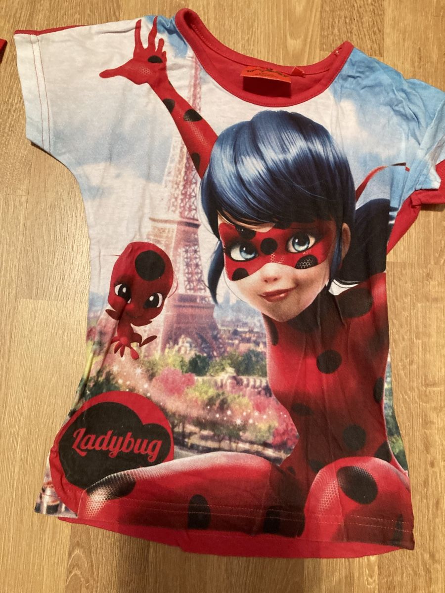 Camicie, T-shirt & Polo: Ladybug Shirt Gr. 116 – Usato da Emmenbrücke venduto da JJ_89
