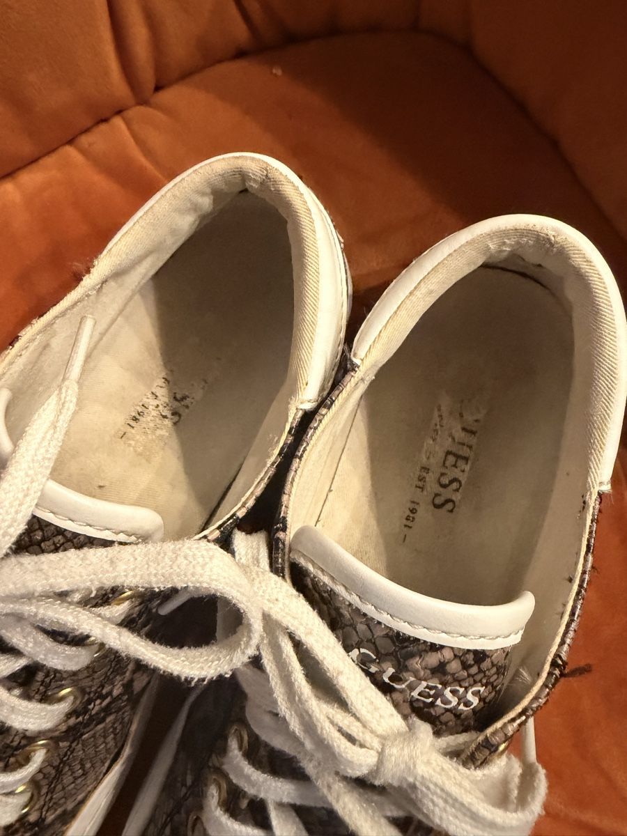 Guess Scarpe da donna: GUESS Sneaker Gr 40   – Usato da Balgach venduto da ren_xy57 6