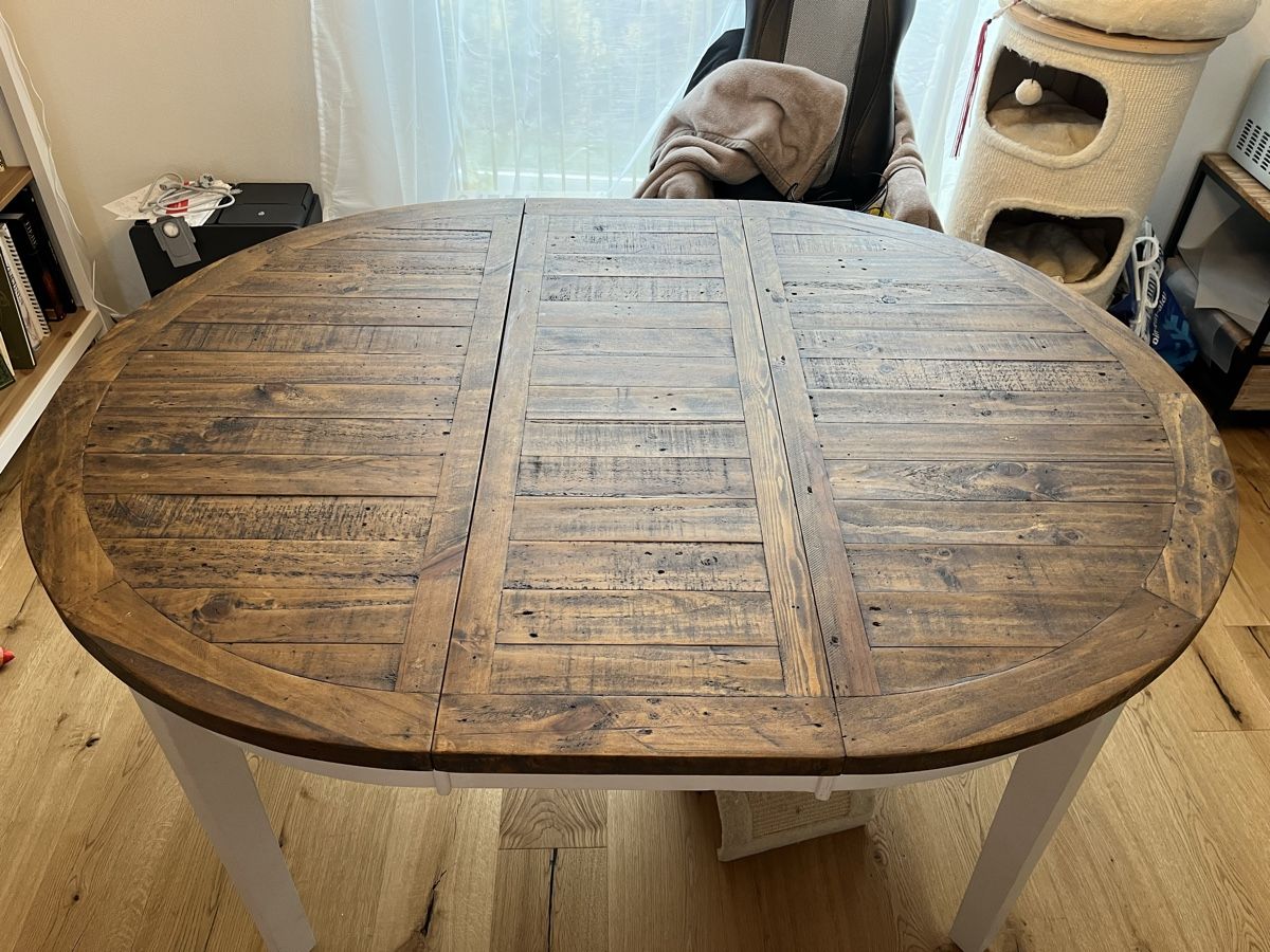 Tische: Extendable Dining Table Wooden Top White Base Solid Design – Neu (gemäss Beschreibung) aus Schaffhausen von VKShop 1