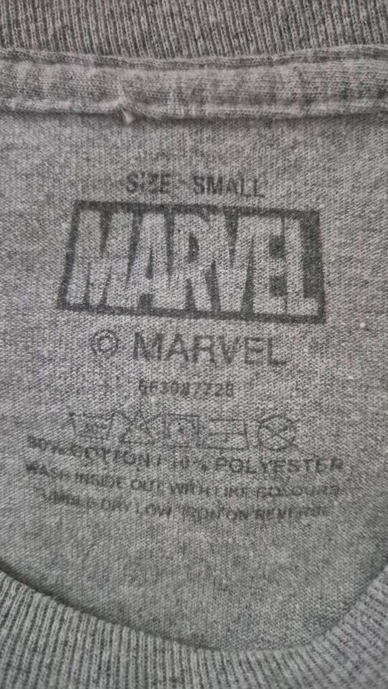 Camicie, T-shirt & Polo: Marvel Herren Punisher Langarmshirt Gr.S – Usato da Volketswil venduto da Dokinka 2