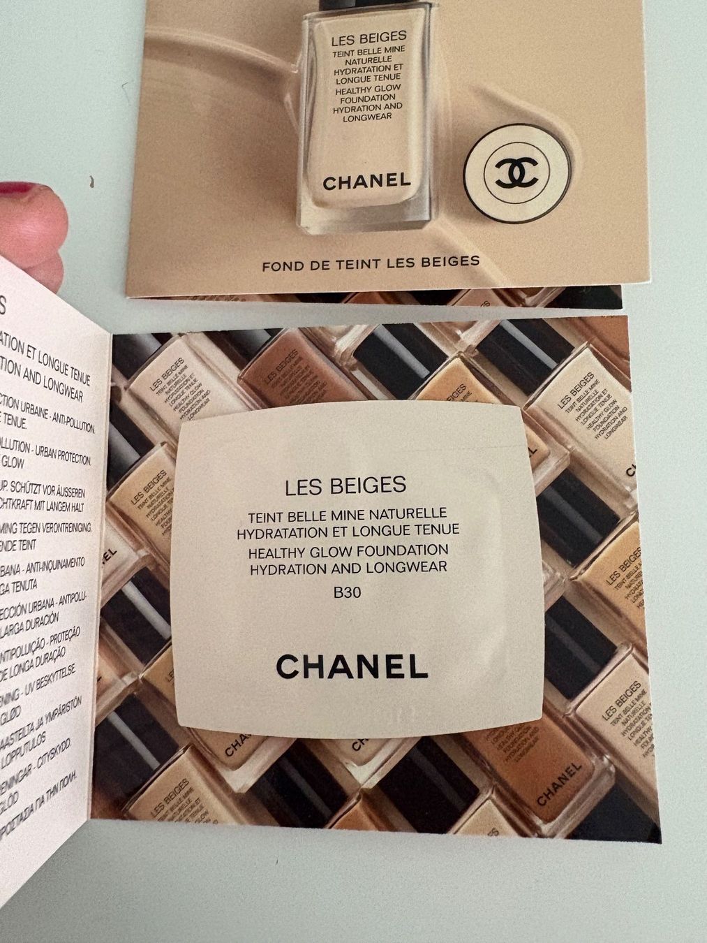 Chanel Maquillage: CHANEL LES BEIGES FOUNDATION B30 2x Samples – Neuf avec emballage d'origine à Muzzano par Sidney_3 1