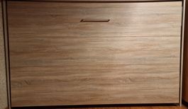 Lit mural escamotable 120x200 – Comme neuf – Gain de place