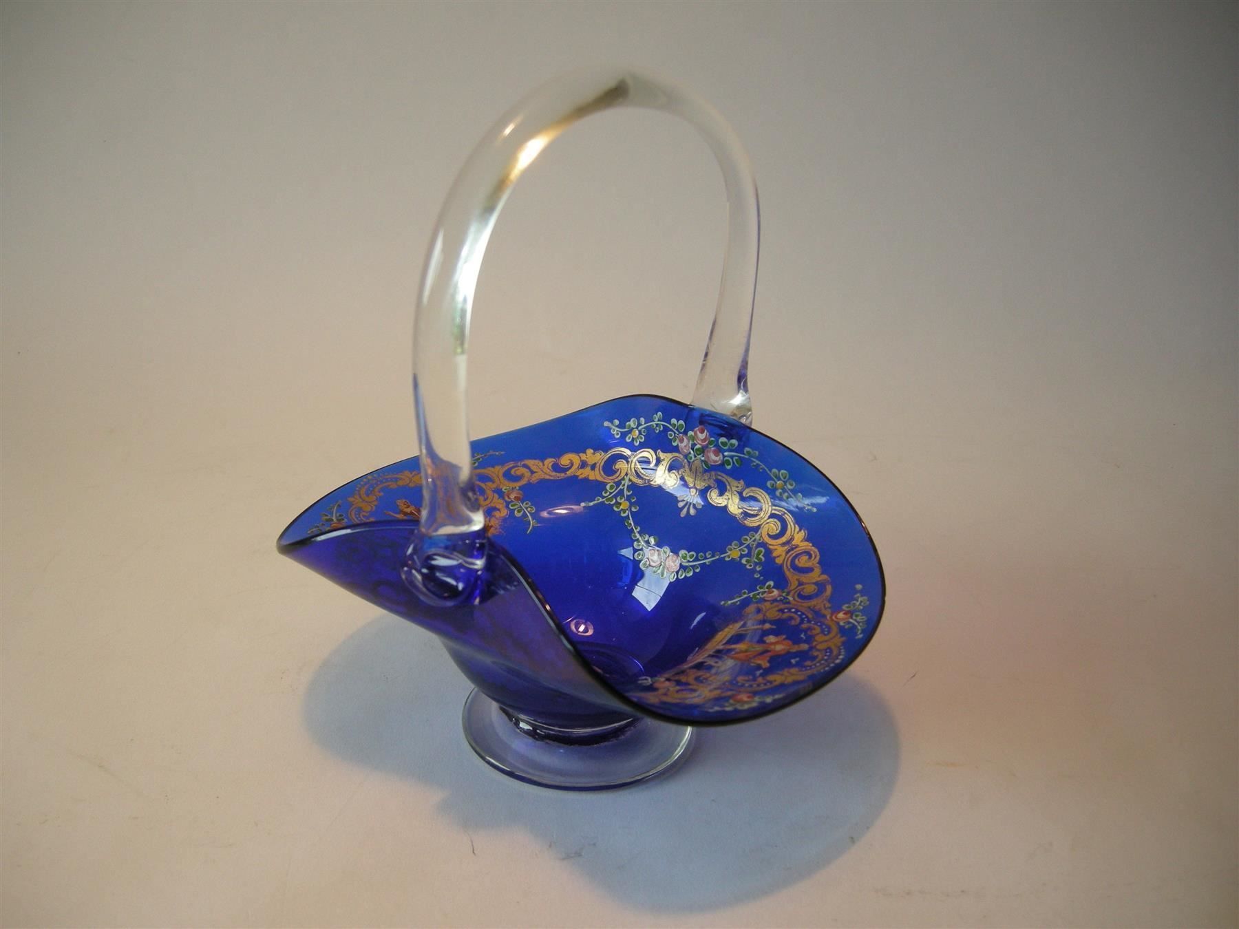 Murano Bicchieri: KORB AUS GLAS MIT FEINER EMAILMALEREI. – Usato da Grandcour venduto da Flowerstyle