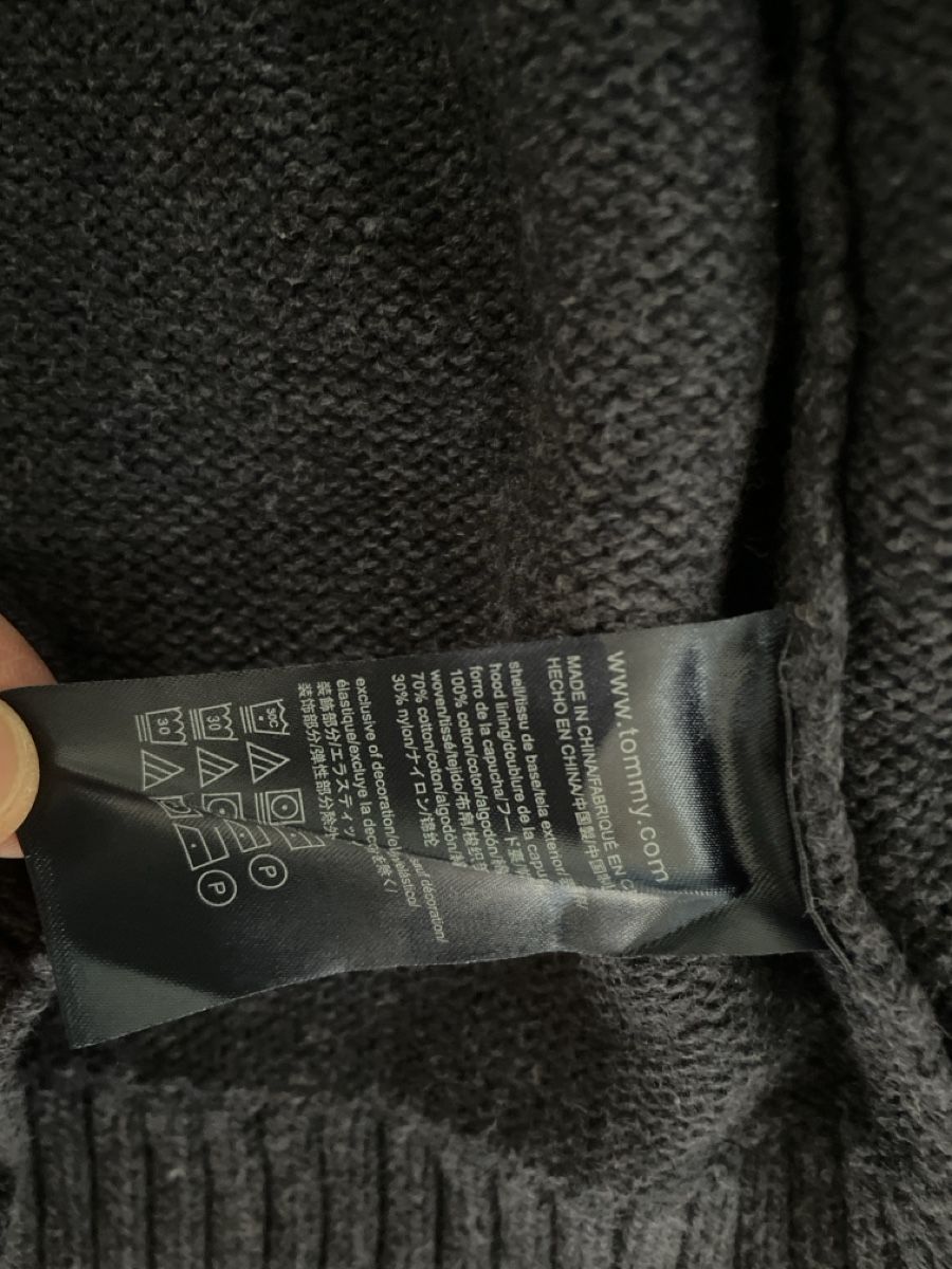 Tommy Hilfiger Jacken & Mäntel: Tommy Hilfiger Strickjäckli Gr.86 – Gebraucht aus Obergerlafingen von cabo4 2
