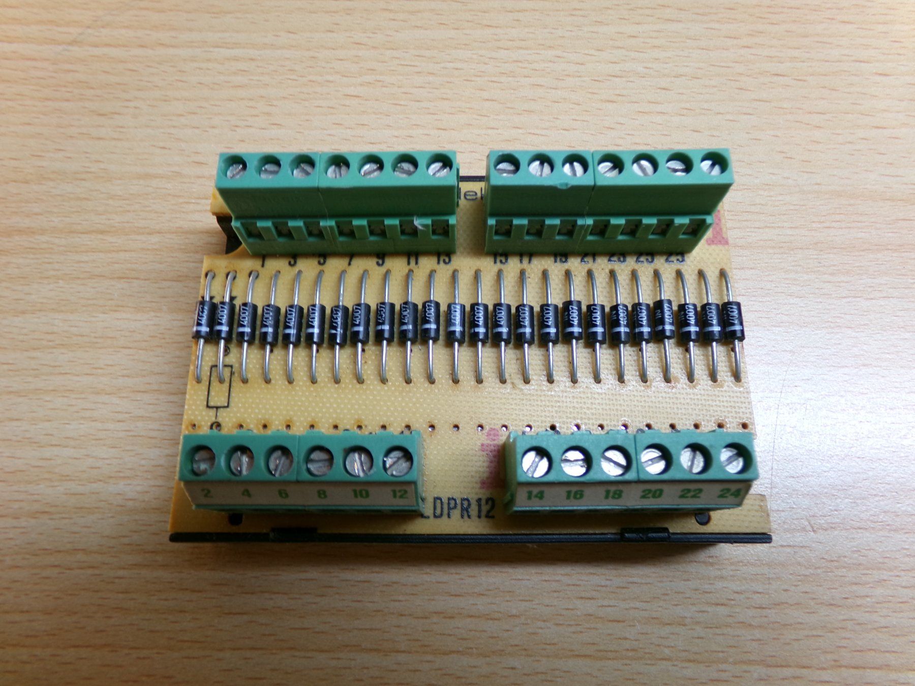 Elektronikbauteile: Diodenmodul – Gebraucht aus Hombrechtikon von Maloev17