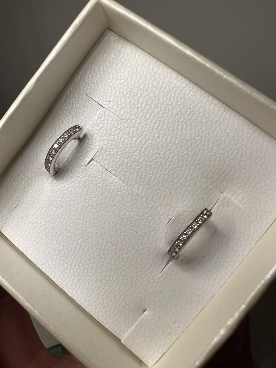Orecchini pendenti & Orecchini a lobo: Diamond Hoop Earrings, White Gold – Nuovo (secondo la descrizione) da Corsier GE venduto da Karol_save_planet 5