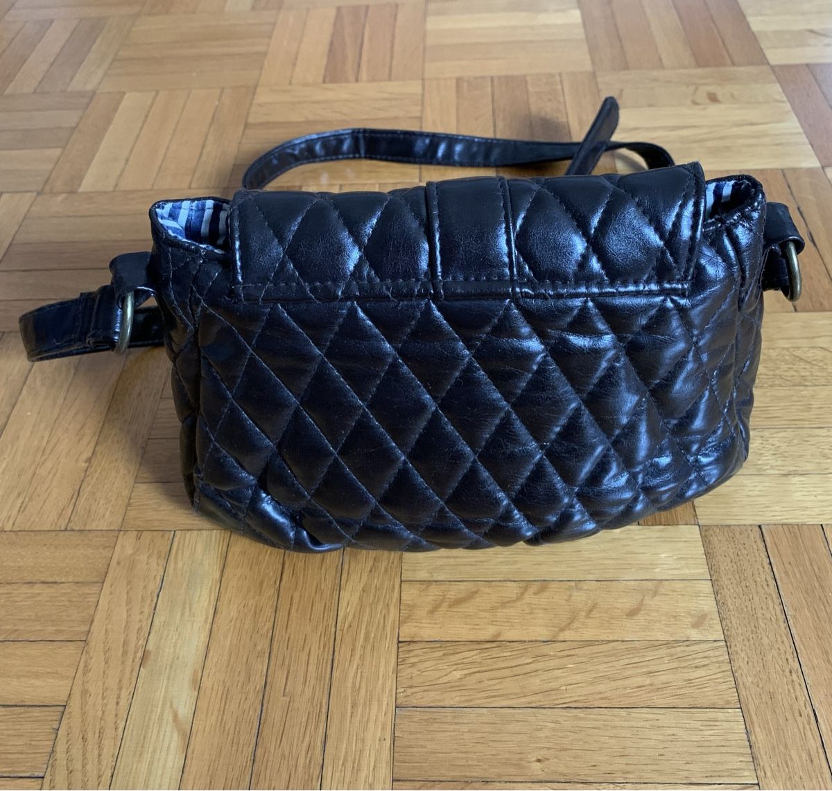 Pepe Jeans Borse da donna: Pepe Jeans    Borsetta marrone con tracolla – Usato da Minusio venduto da murimiri 1