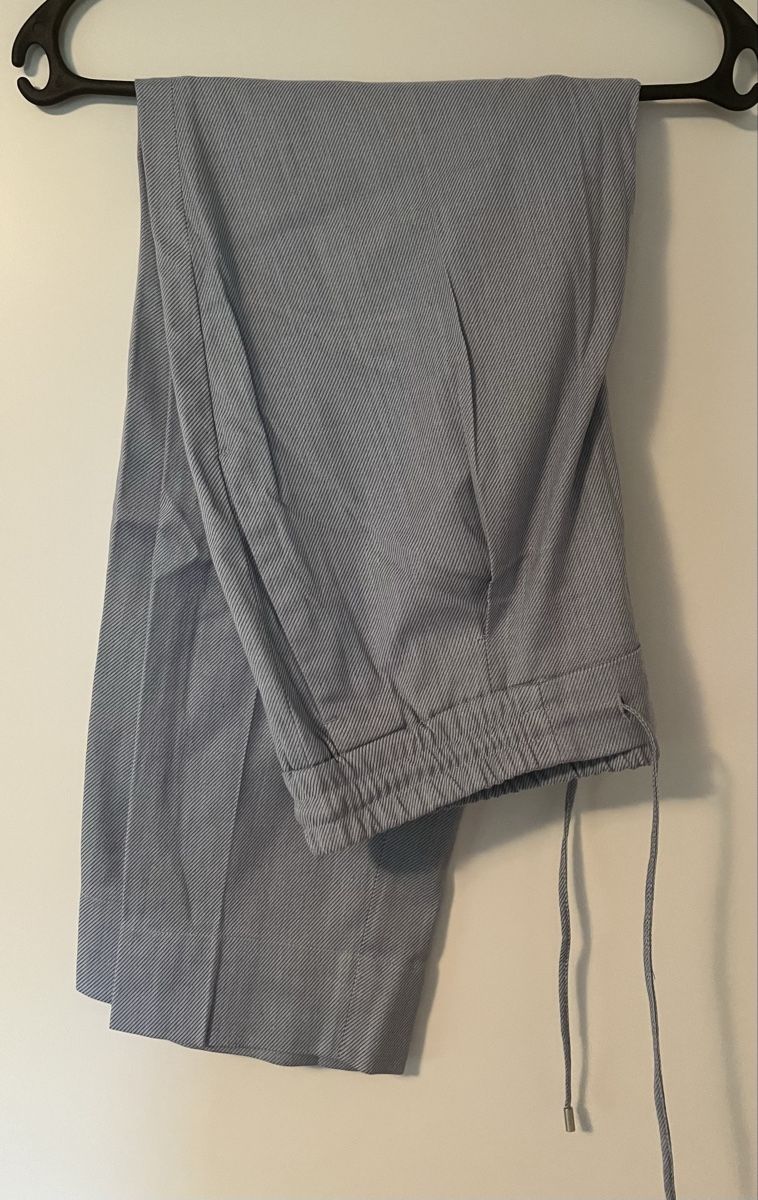 Opus Pantaloni: Damen Anzugshose Gr. 40 – Usato da Kilchberg venduto da Kim_alicia