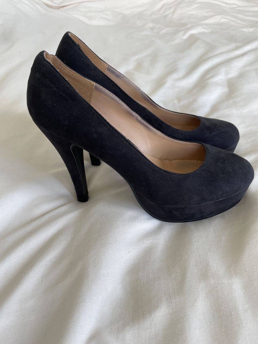 Cube Chaussures femmes: Schwarzi CUBE High Heels Gr. 37 – D'occasion à Rafz par Bina261 1
