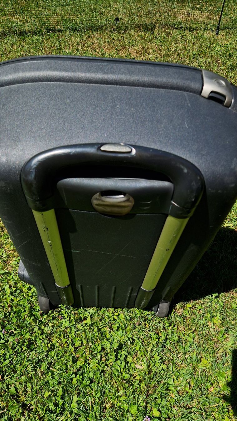 Samsonite Valigie: Original Samsonite Hartschalenkoffer Grösse M schwarz – Usato da Kilchberg ZH venduto da Brambles_01 5