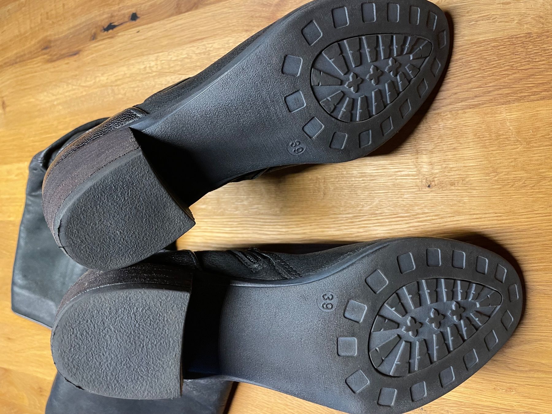 Mjus Scarpe da donna: Mjus Stiefel Gr 39 – Nuovo (secondo la descrizione) da Niederbipp venduto da Rosamunde44 2
