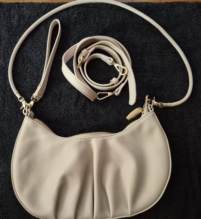 Markenhandtasche Seidenfelt