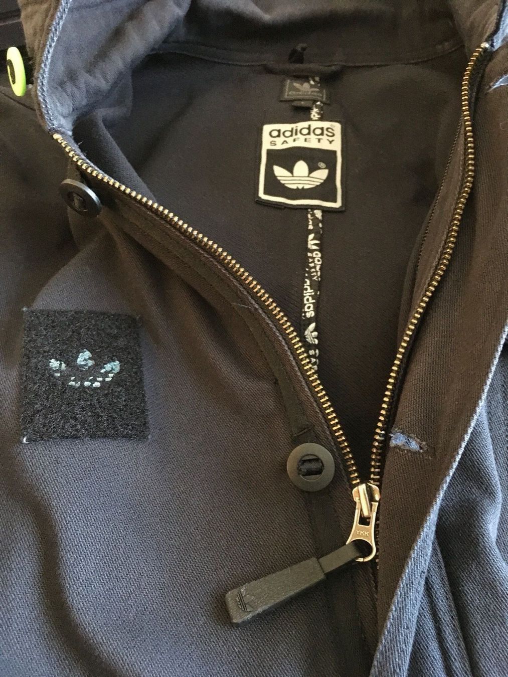 Adidas Jacken: ADIDAS Safety Jacke L Herbst – Gebraucht aus Zug von smile060 6