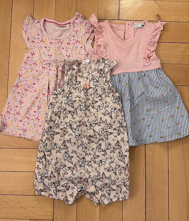 Robes et jupes: Mädchen Kleider Größe 92/98 – D'occasion à Luzern par Mariab2502