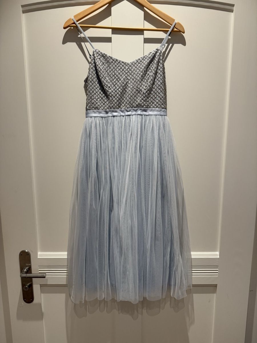 Kleider: Needle & Thread Dress UK 8, tulle, silver, blue – Gebraucht aus Zürich von floridiablanca 1