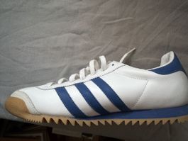 Adidas Rom