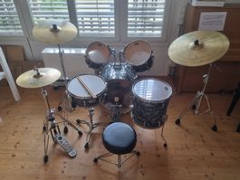 Pearl Drum Set Blue Shells + Hocker + Drumstick Set