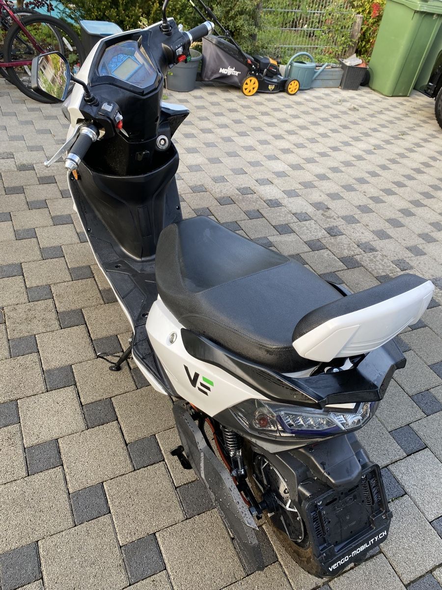 Strasse: Elektro Roller Vengo Leo – Gebraucht aus Würenlingen von Morina32 5