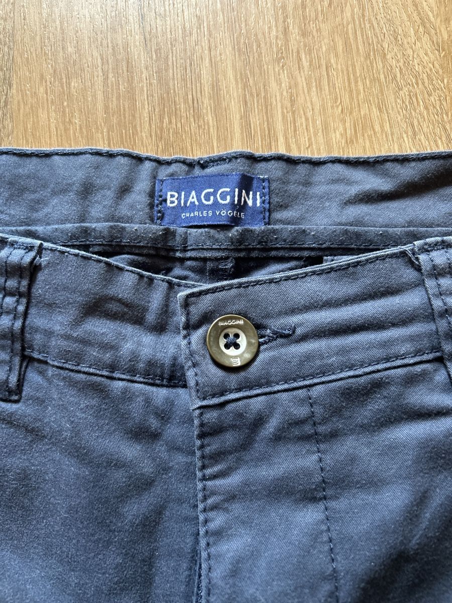 Pantalons: Pantalon Biaggini – D'occasion à Yverdon-les-Bains par Little_M0nster 1