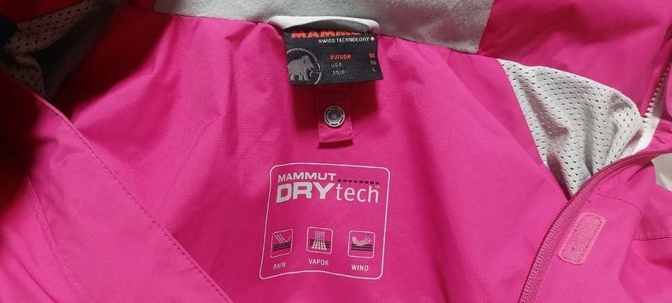 Mammut Giacche: Veste Mammut DRYtech rose neuve – Nuovo (secondo la descrizione) da Renens VD venduto da elenamozart 2