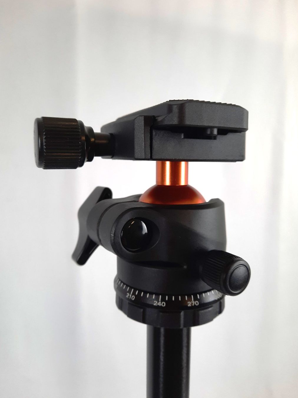 Treppiedi & Teste: K&F Concept Kamera-Stativ – Nuovo (secondo la descrizione) da Beinwil am See venduto da Restwert_Beinwil 2