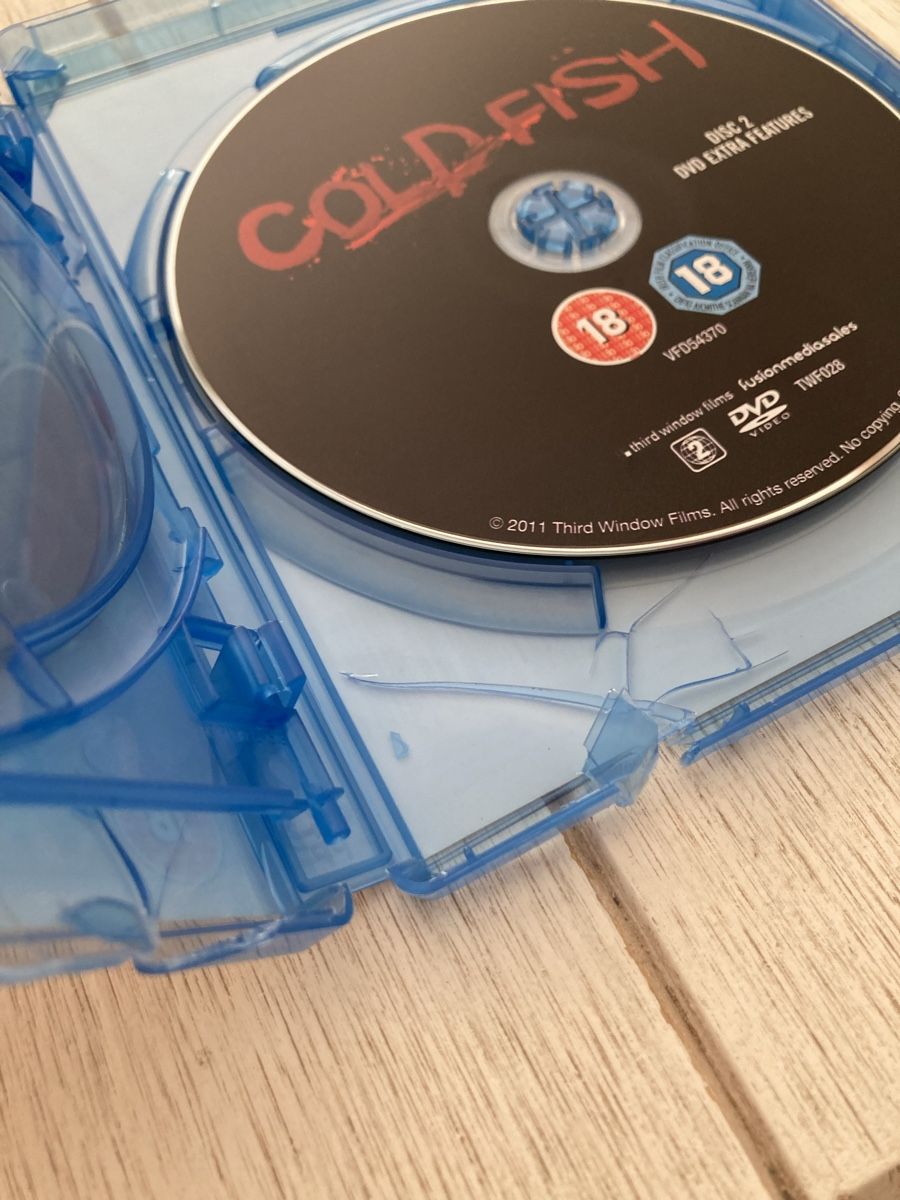 Tutti i DVDs: Cold Fish - Blu Ray - Third Window Films - Japan film – Usato da Prangins venduto da TeeGeeBee 4