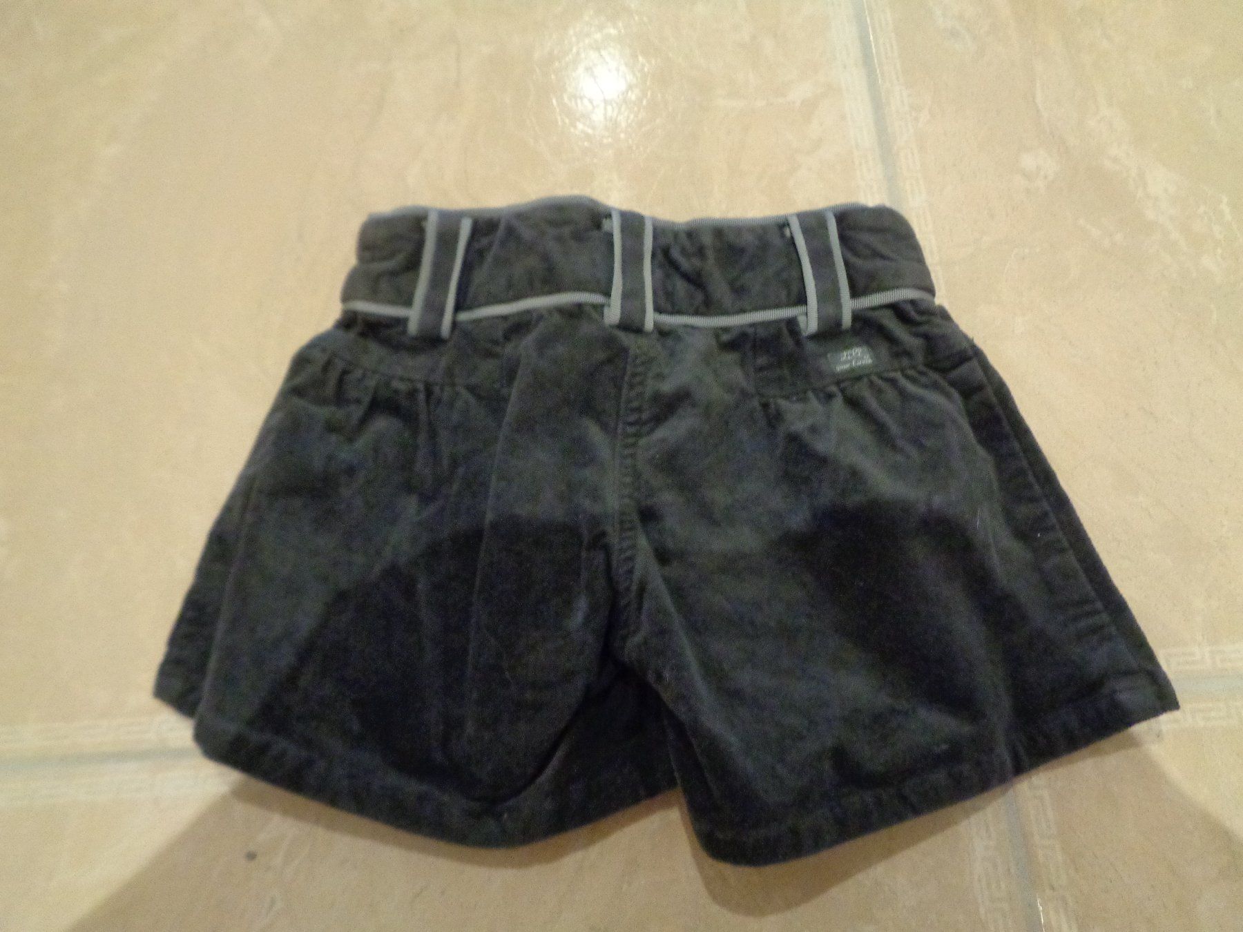 Pantaloni: Lili Gaufrette NWT Shorts, 3J 98 – Usato da Klingnau venduto da Markus14 4