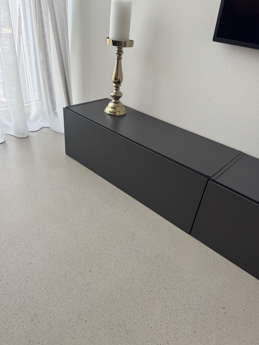 Cassettiere: Sideboard tief oder verstaumöbel – Usato da Schaffhausen venduto da lal_bk69