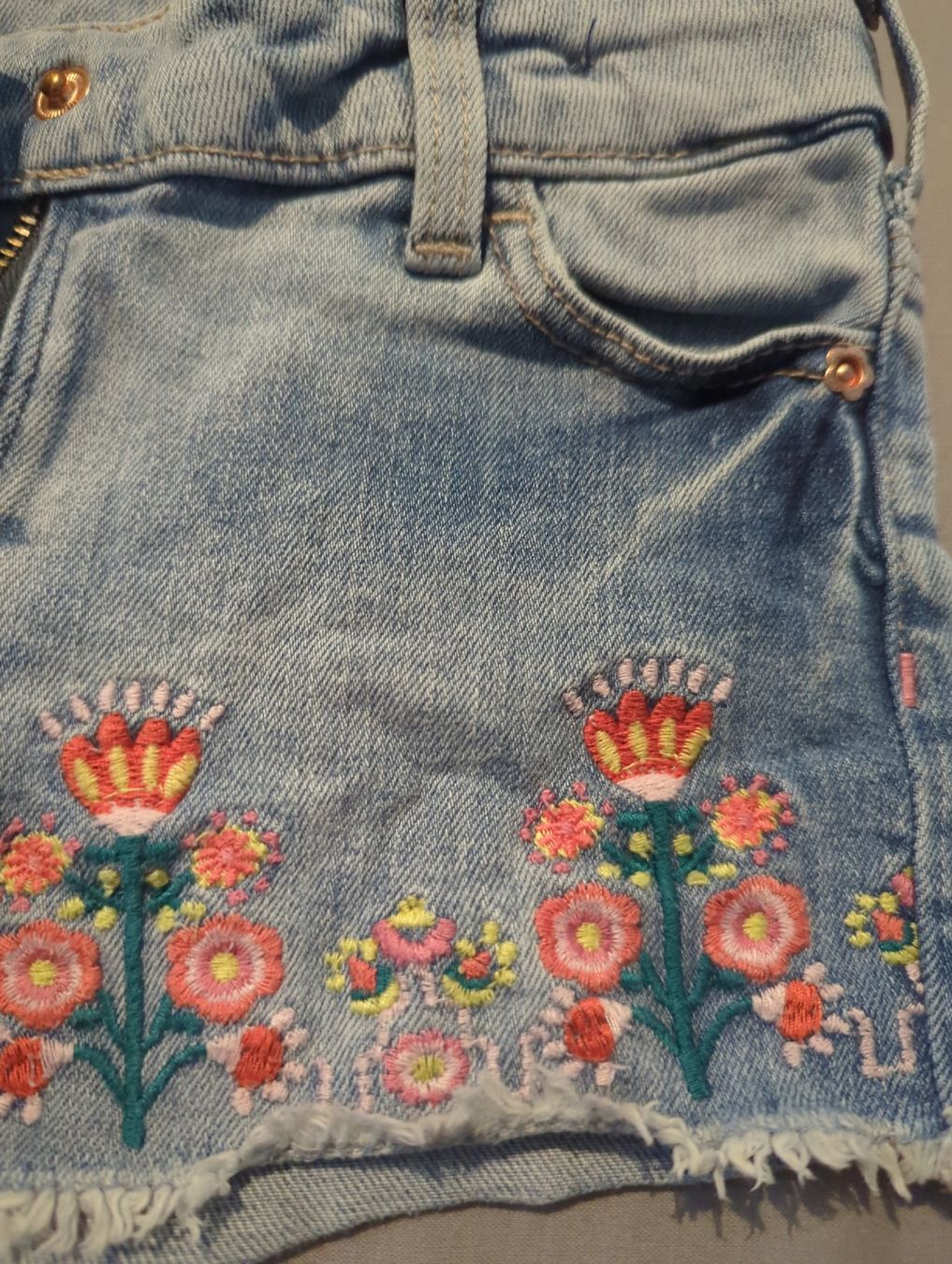 C&A Pantalons: C&A Mädchen Shorts Gr. 104 – Neuf (Voir description) à Eglisau par raf_hn2x 2