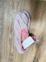 New faux fur lined pink slippers. EUR39-40