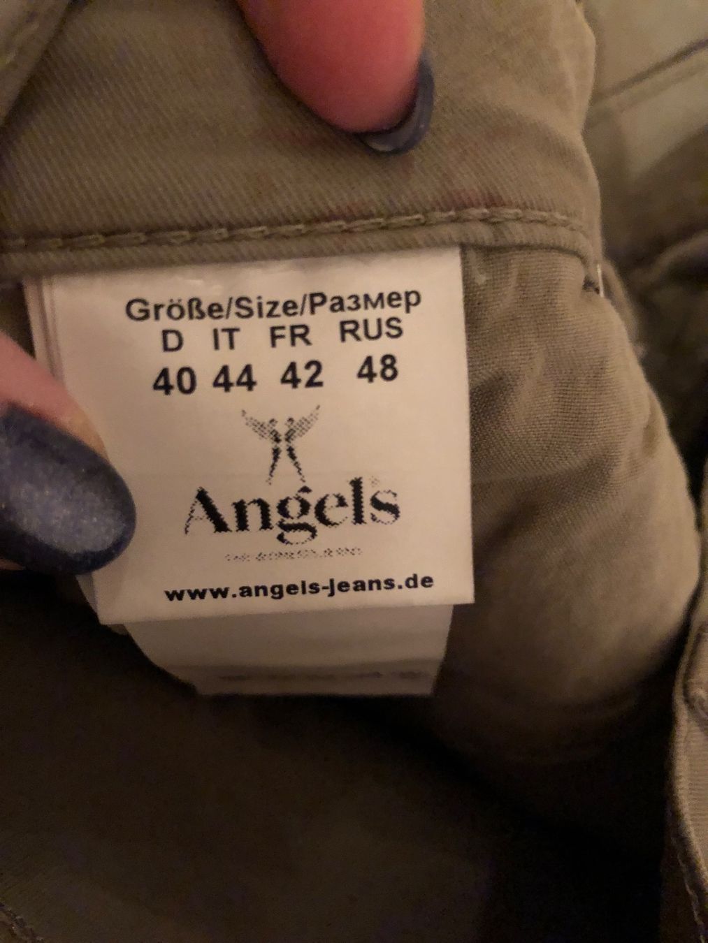 Angels Hosen: Short Angels taille 42 – Gebraucht aus Mies von pulrichg 4