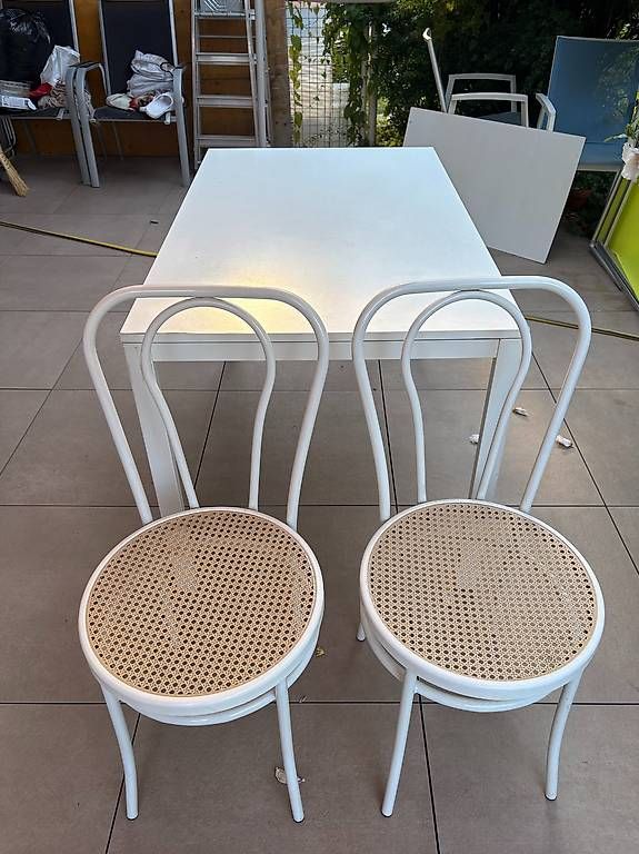 Ikea Tischset: 1 table à manger Ikea 4 chaises – Gebraucht aus Villeneuve von caramichou 1