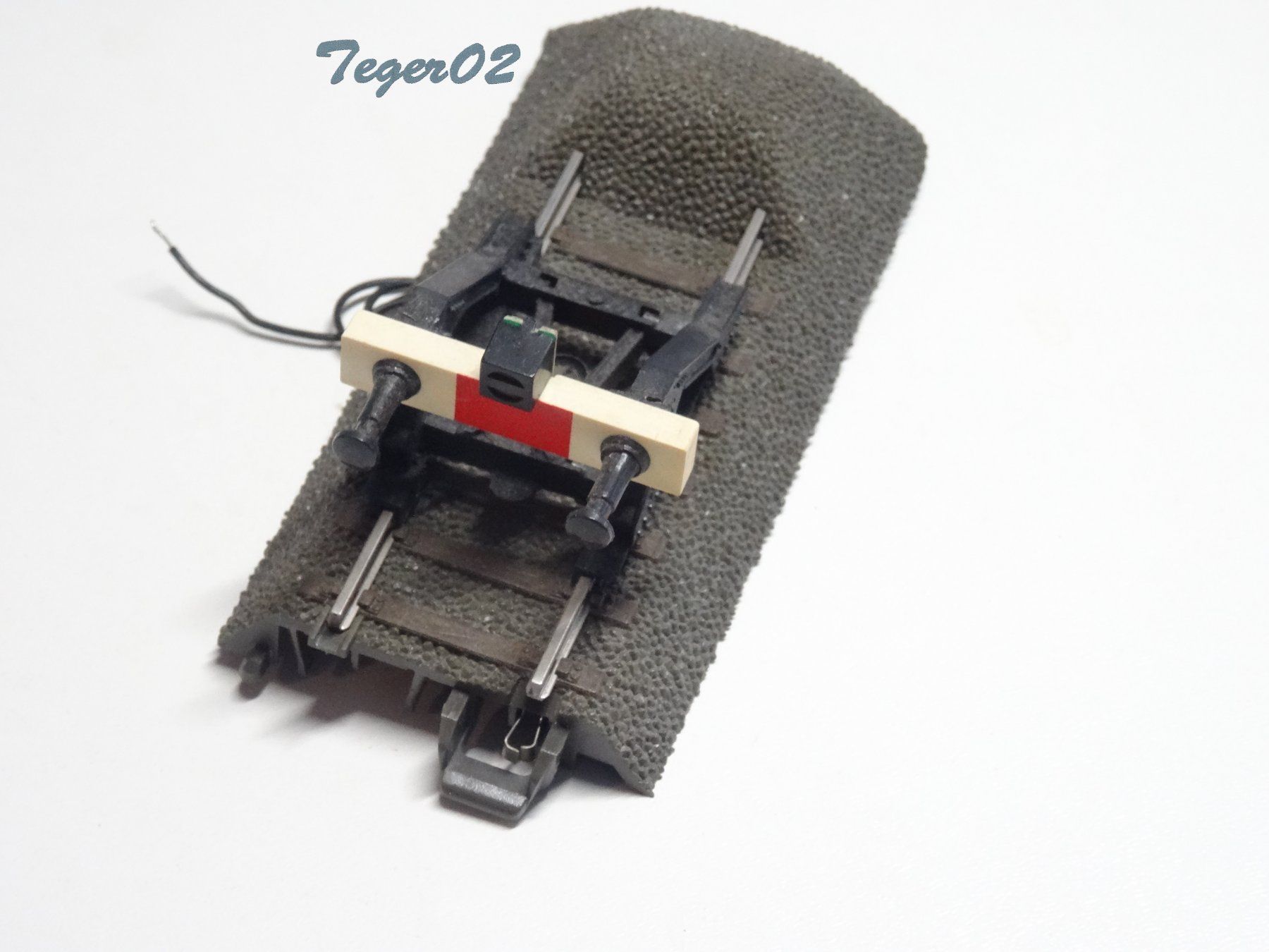 Märklin Modellini di ferrovie: Märklin. H0 24978 C-Prellbock beleuchtet – Usato da Hochdorf venduto da Teger02