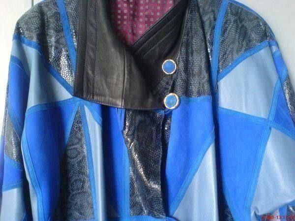 Vestes: wunderschöne, blaue Lederjacke – Neuf (Voir description) à Oftringen par andrax 1