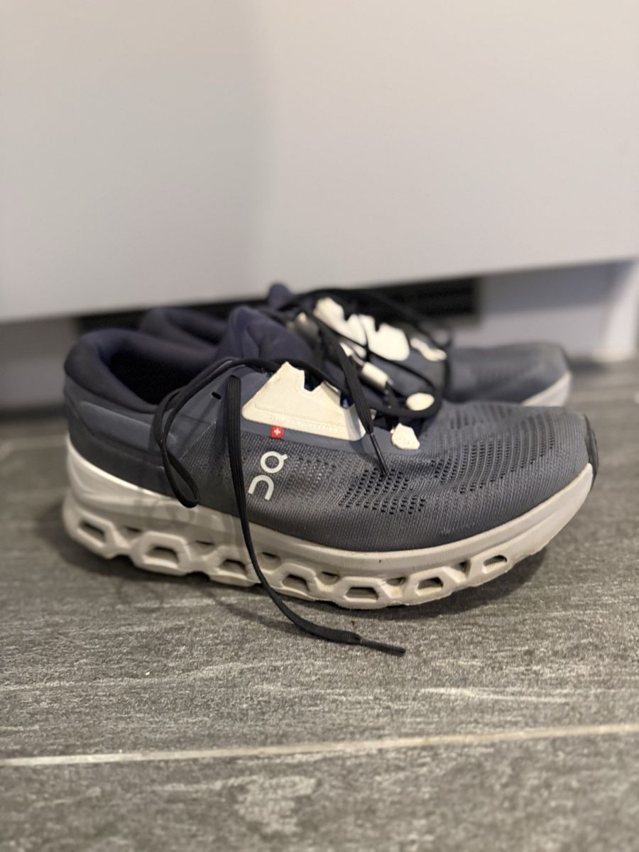 On Herrenschuhe: On Laufschuh Gr. 43 – Gebraucht aus Bern von Laufsport3000